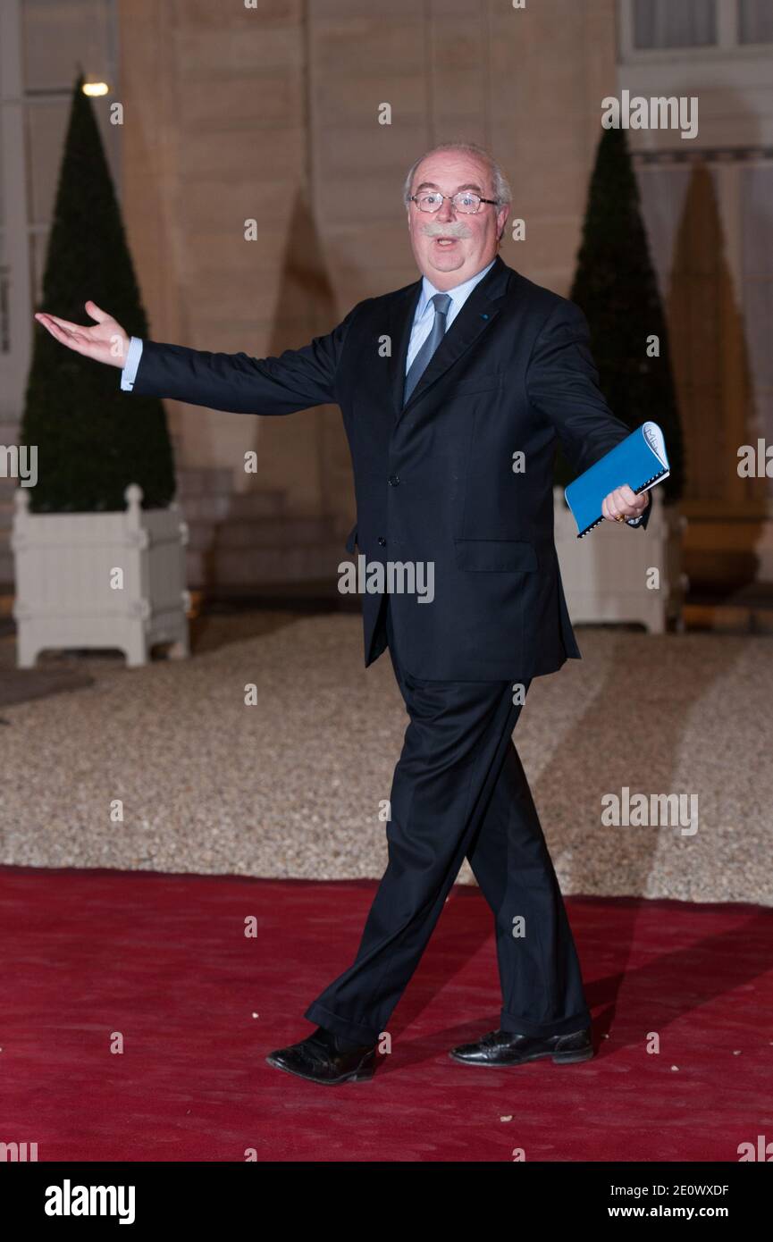 L'amministratore delegato di Total Christophe De Margerie arriva al Palazzo Elysee per partecipare a una cena di stato in onore del presidente brasiliano Dilma Rousseff, a Parigi, in Francia, il 11 dicembre 2012. Foto di Christophe Guibbaud/ABACAPRESS.COM Foto Stock