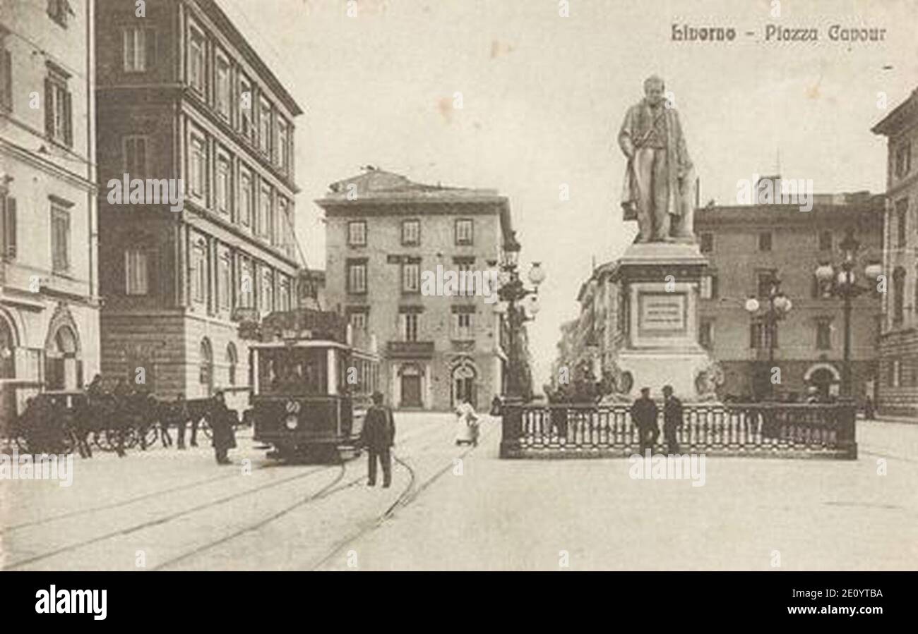 Livorno - Piazza Cavour con tram. Foto Stock