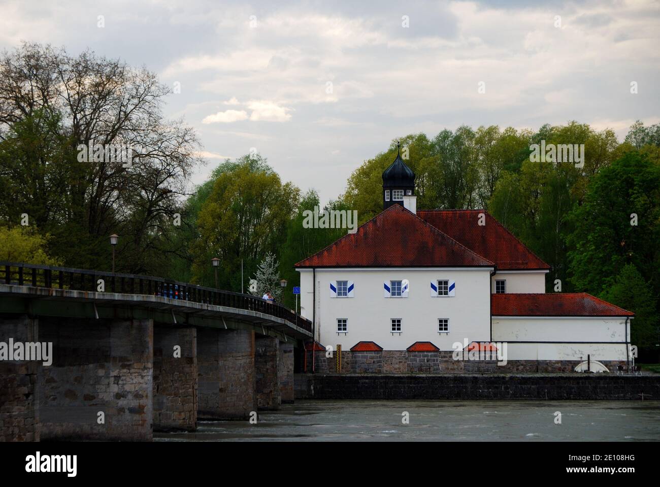 casa con ponte in una vecchia città barocca Foto Stock