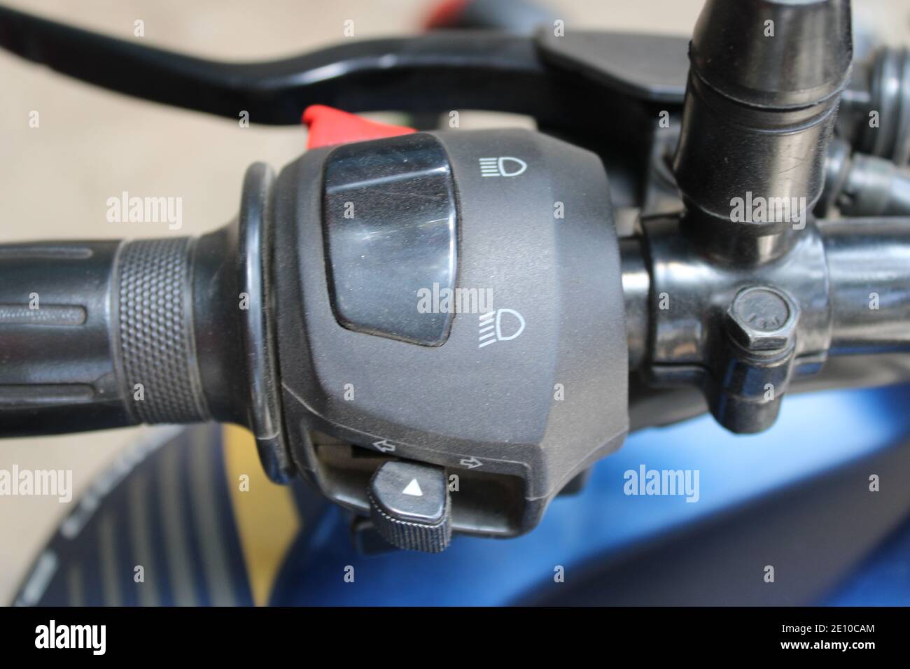 Foto del pulsante di accensione della luce per bicicletta Foto Stock