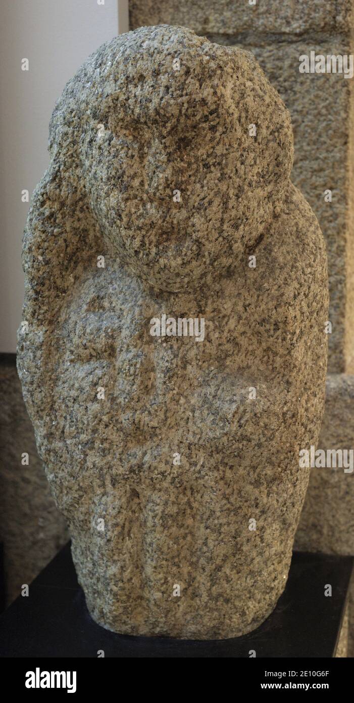Idolo fallico celtico. Da Paderne (provincia di la Coruña, Galizia, Spagna). Museo Archeologico e di Storia (Castello di San Anton). A Coruña, Galizia, Spagna. Foto Stock
