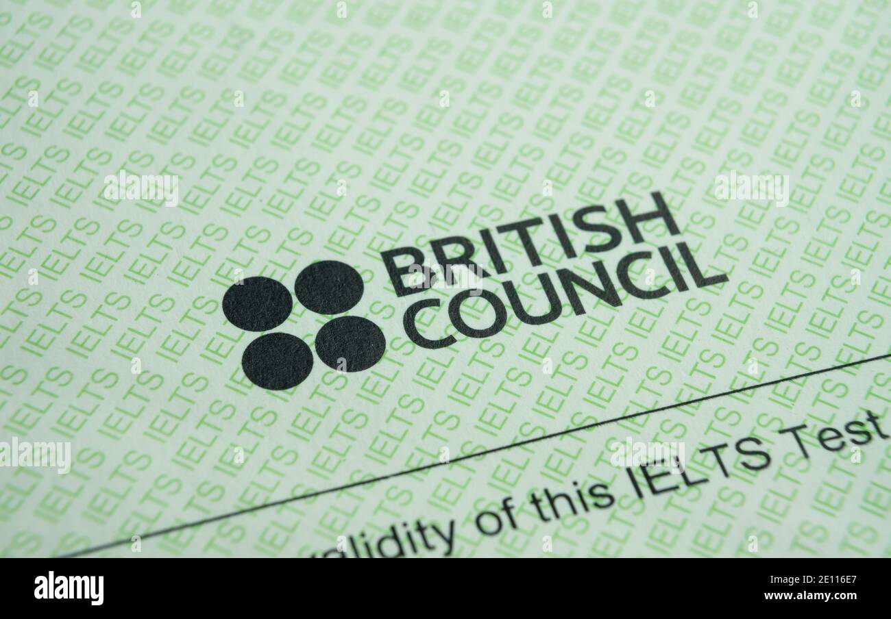 Stafford, Regno Unito - 3 gennaio 2021: Modulo di relazione di prova IELTS autentico. L'International English Language Testing System è una sta internazionale Foto Stock