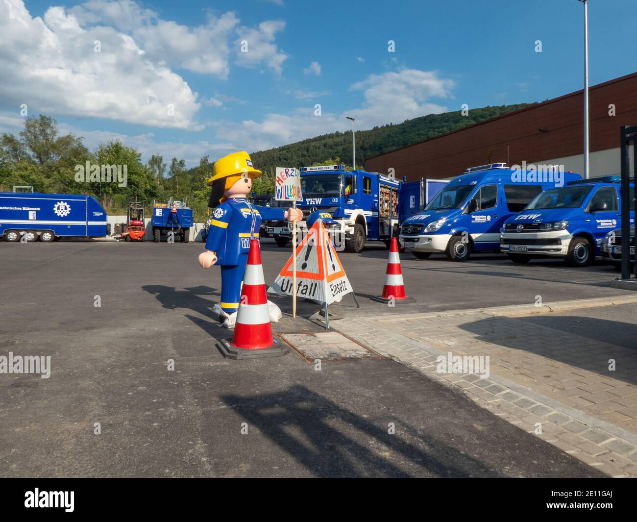 Neckargemuend, Germania: 6 luglio 2018: Inaugurazione della nuova stazione locale dell'Agenzia federale tedesca per il Soccorso tecnico THW (Technisches Foto Stock