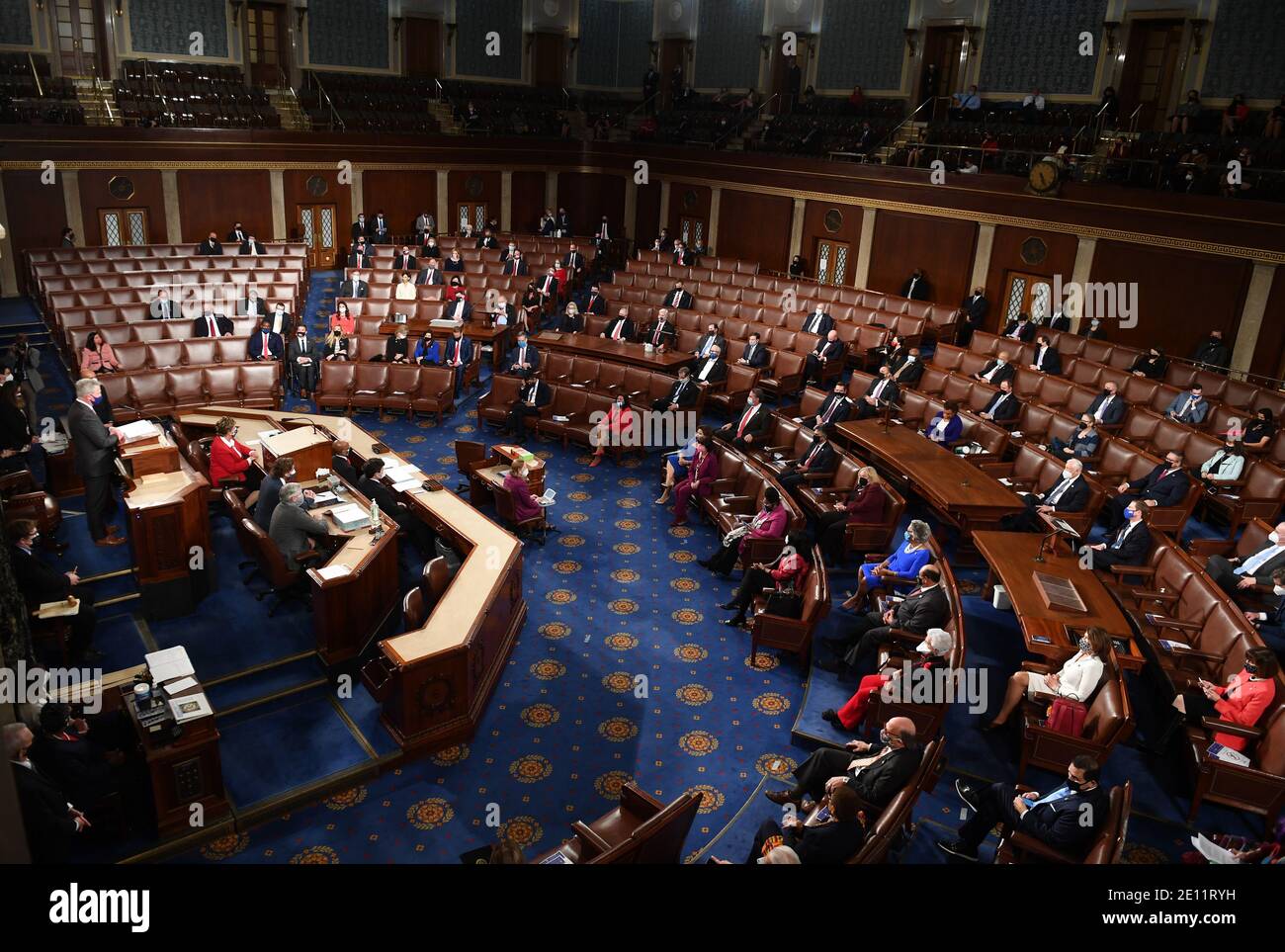 Washington, Stati Uniti. 3 gennaio 2021. I membri del 117° Congresso si riuniscono per le cerimonie di apertura del giorno presso il Campidoglio degli Stati Uniti a Washington, DC domenica 3 gennaio 2021. Foto di Kevin Dietsch/UPI Credit: UPI/Alamy Live News Foto Stock