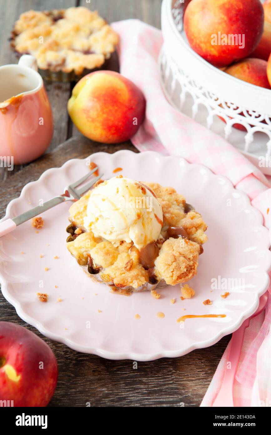 Pesca crumble UNA modalità la Foto Stock