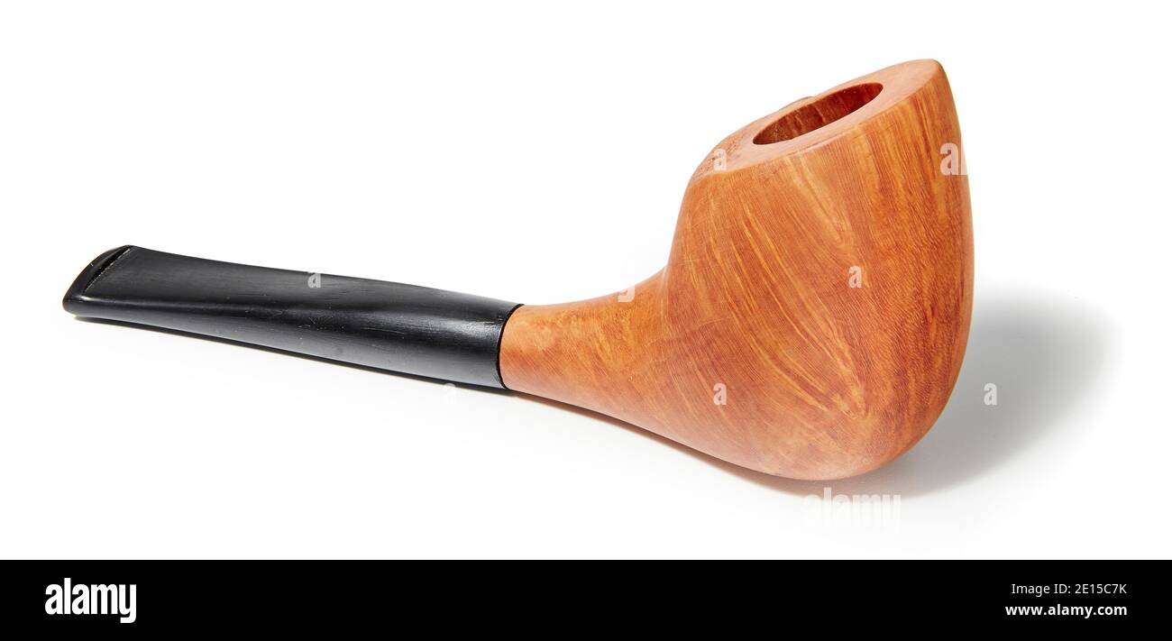 Tubo di tabacco di legno chiaro fatto da Pickett Furniture. Fotografato su uno sfondo bianco Foto Stock