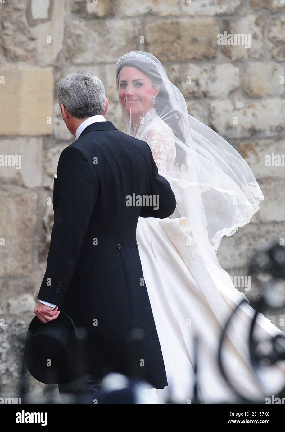 Kate Middleton arriva con suo padre Michael Middleton a Westminster per il suo matrimonio con il principe William, a Londra, Regno Unito, il 29 aprile 2011. Foto di Frederic Nebinger/ABACAPRESS.COM Foto Stock