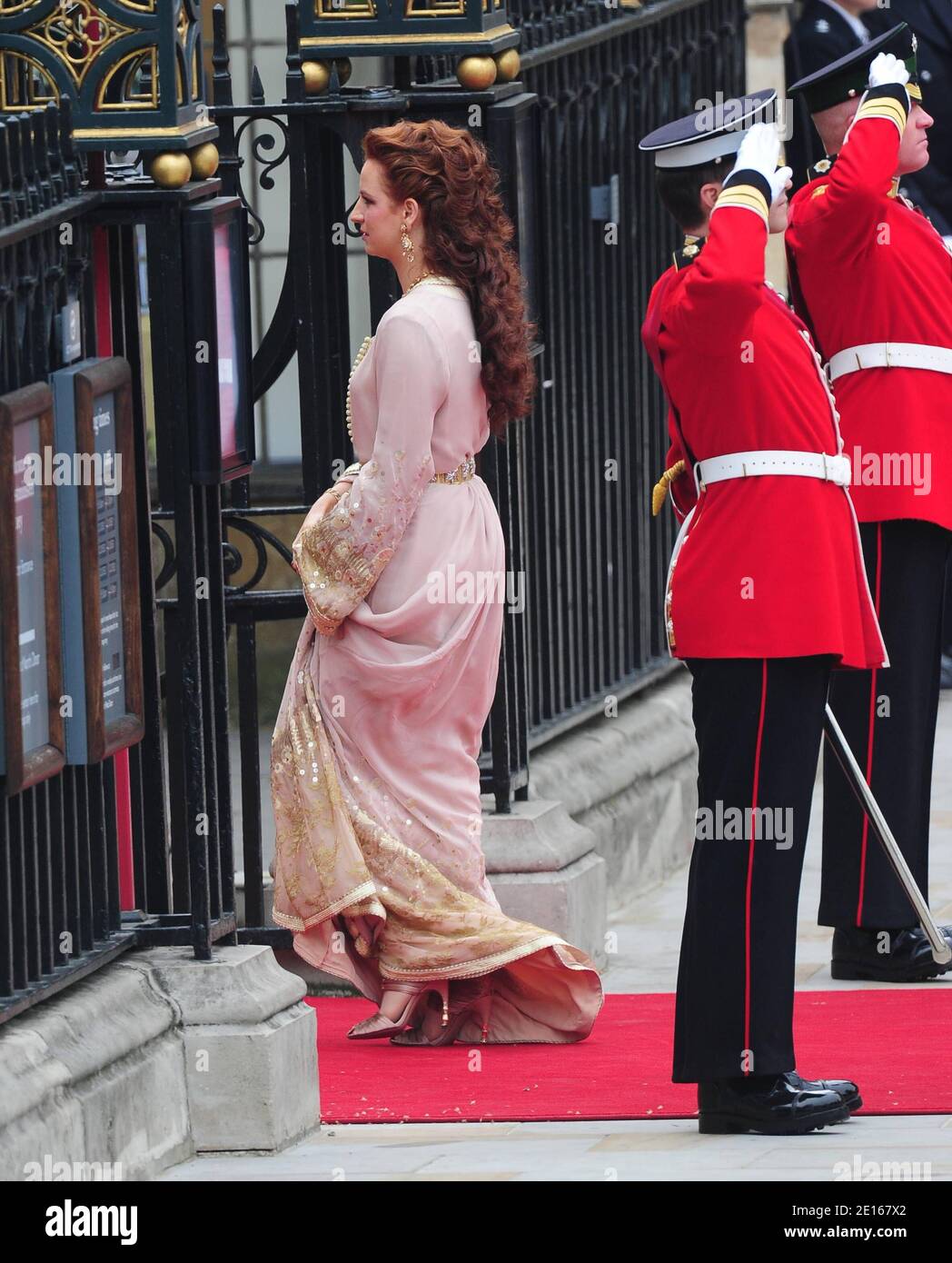 Principessa Lalla Salma del Marocco che arriva all'Abbazia di Westminster per il matrimonio del Principe William con Kate Middleton, a Londra, Regno Unito, il 29 aprile 2011. Foto di Frederic Nebinger/ABACAPRESS.COM Foto Stock