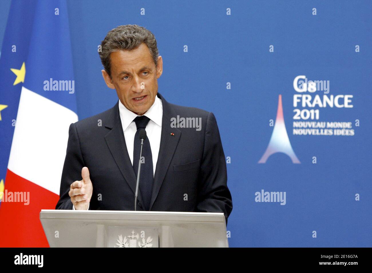 Il presidente francese Nicolas Sarkozy ha pronunciato un discorso durante una riunione dei ministri degli interni e della Giustizia del G8, incentrata sulla lotta contro il traffico transatlantico di cocaina, tenutasi il 9 maggio 20011 presso l'Elysee Palace di Parigi. Foto di Ludovic/piscina/ABACAPRESS.COM Foto Stock