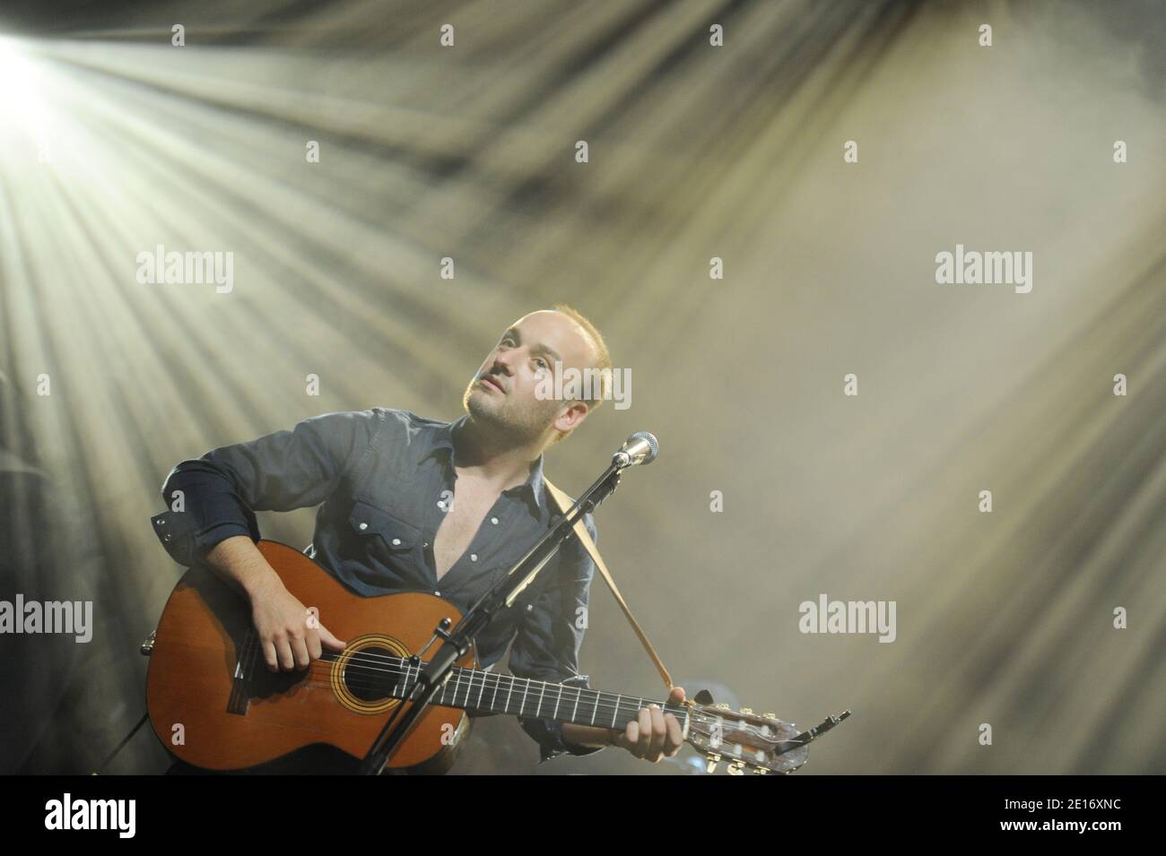 Il nostro concerto si svolge presso il Cafe de la Danse di Parigi, in Francia, il 18 maggio 2011. Foto di Thierry Orban/ABACAPRESS.COM Foto Stock