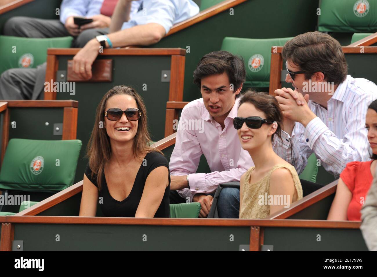 Pippa Middleton al French Tennis Open 2011 all'arena Roland Garros di Parigi, Francia, il 30 maggio 2011. Foto di Thierry Orban/ABACAPRESS.COM Foto Stock