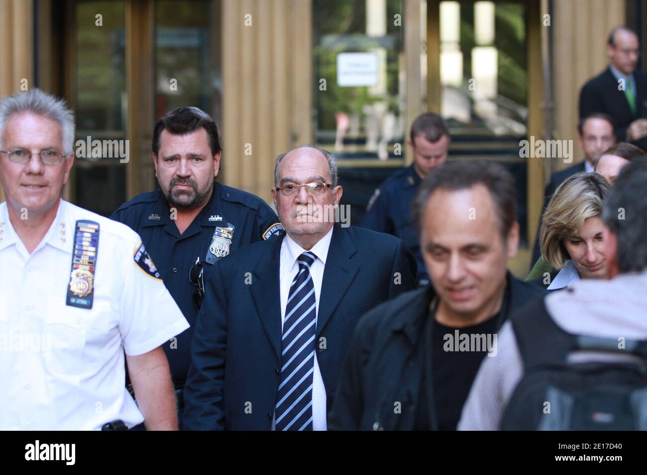 Accanto al caso Dominique Strauss Kahn, Mahmoud Abdel Salam Omar, un uomo d'affari egiziano accusato di aver fatto una cameriera in un hotel di Manhattan, lascia un tribunale penale a Manhattan, NY, USA il 3 giugno 2011. Foto di Kevin Hagen/ABACAPRESS.COM Foto Stock