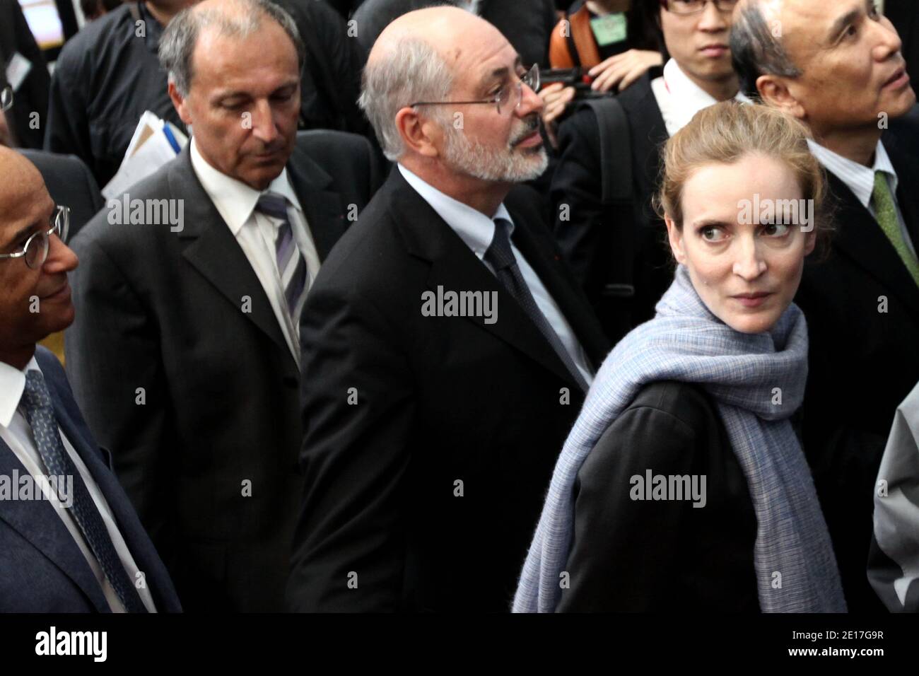 Ministro francese per l'ambiente e i trasporti, Nathalie Kosciusko-Morizet visita l'impianto sperimentale DI MISTRA, appartenente alla CEA (Commissione per l'energia atomica), presso il centro di ricerca nucleare Saclay, in un sobborgo a sud di Parigi, Francia, il 07 giugno 2011. Foto di Stephane Lemouton/ABACAPRESS.COM Foto Stock