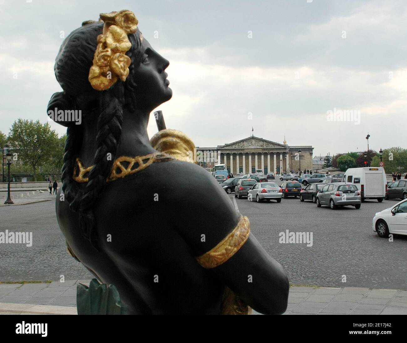 Illustrazione de l'Assemblée Nationale. Sexisme à l'Assemblée: Sur le 577 députés que compte l'Assemblée seules 113 sont des femmes. Parigi, Francia le 5 Juin 2011. Foto di Alain Apaydin/ABACAPRESS.COM Foto Stock