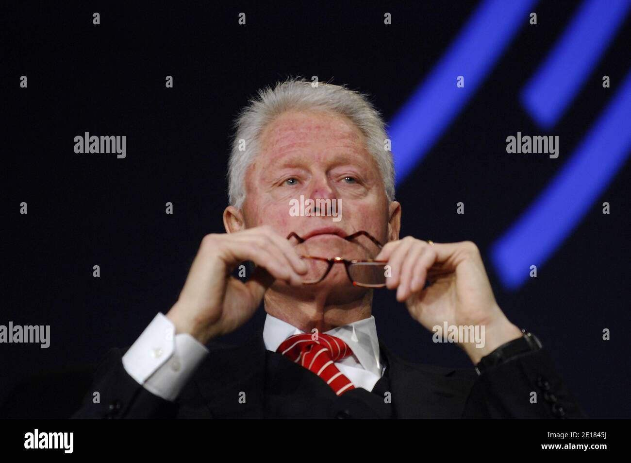 Il Presidente Bill Clinton ha aperto la Clinton Global Initiative (CGI) America allo Sheraton Chicago Hotel & Towers a Chicago, il 29 giugno 2011. Più di 700 leader di aziende, organizzazioni no profit e tutti i livelli di governo hanno partecipato alla riunione di due giorni, che è il primo evento a concentrarsi esclusivamente sulla creazione di posti di lavoro e sulla crescita economica negli Stati Uniti. Foto di Cindy Barrymore/ABACAPRESS.COM Foto Stock