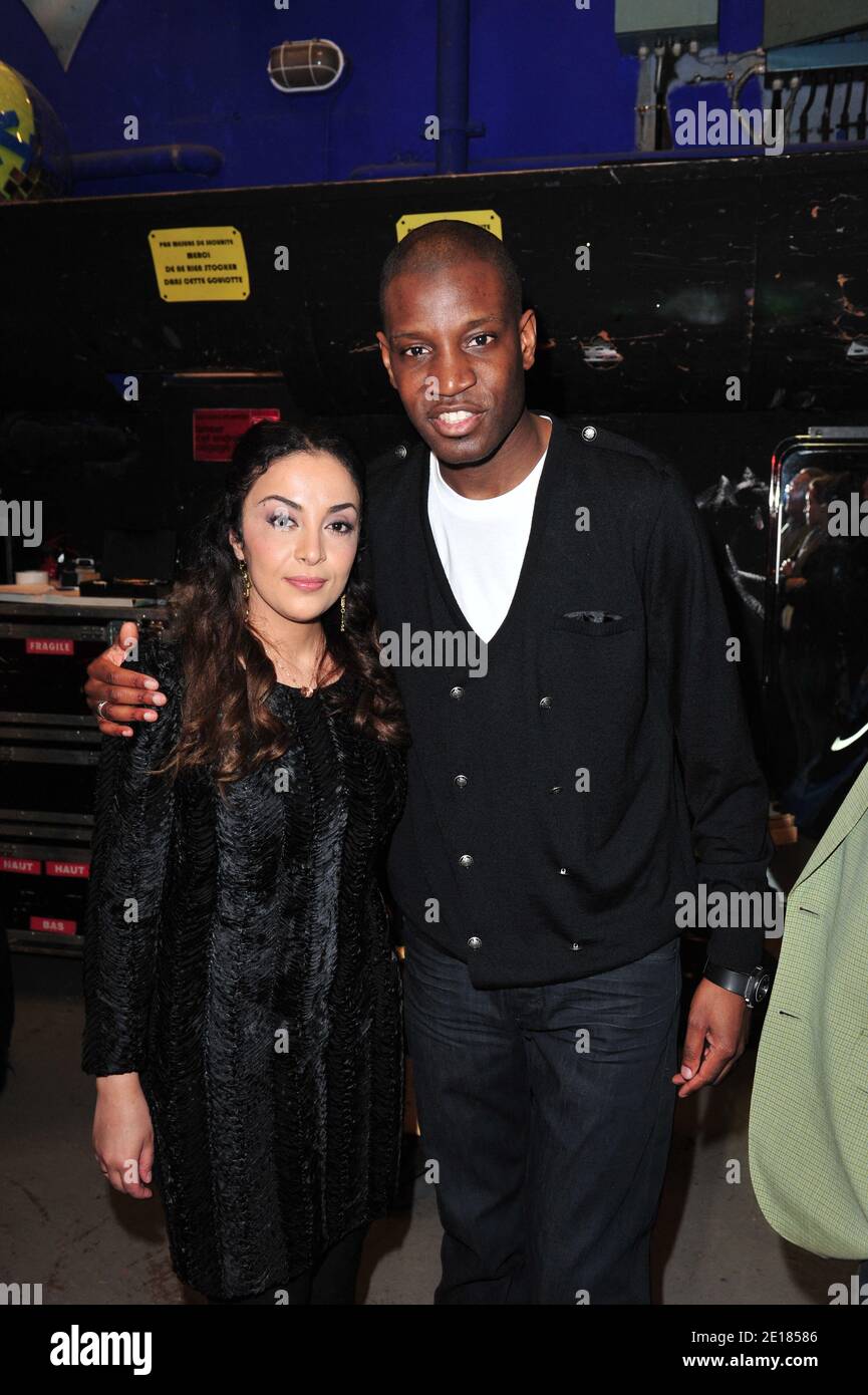 Abd al Malik ET SA FEMME WALLEN lors de l'enregistrement de l'Emission Vivement Dimanche, Parigi, Francia, le 13 avril 2011. Foto di Max Colin/ABACAPRESS.COM Foto Stock