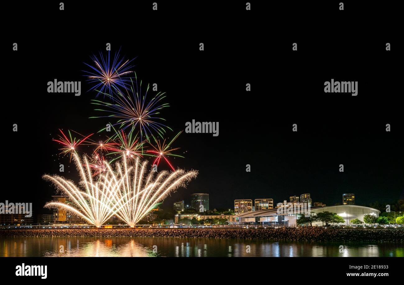 Darwin Waterfront Fireworks New York 2021 Foto Stock