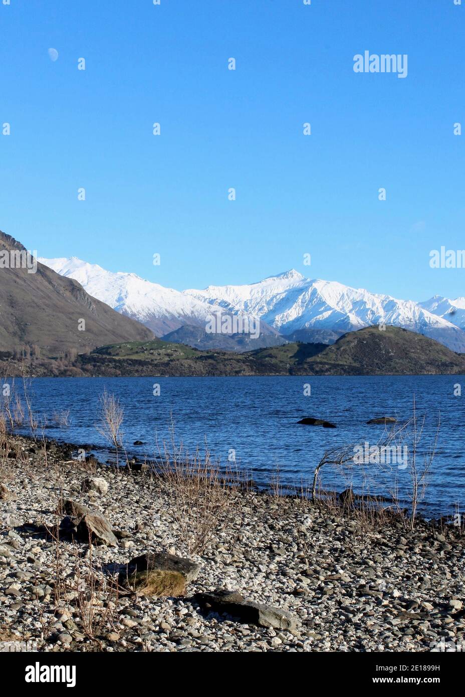 Lago Wanaka in inverno preso vicino a Glendhu Bay Foto Stock