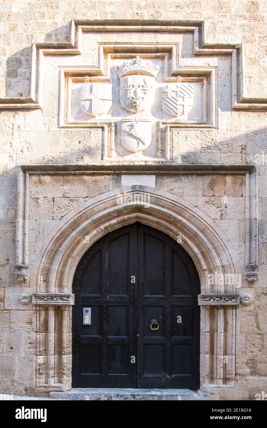 Vecchie porte sulla Via dei Cavalieri Foto Stock