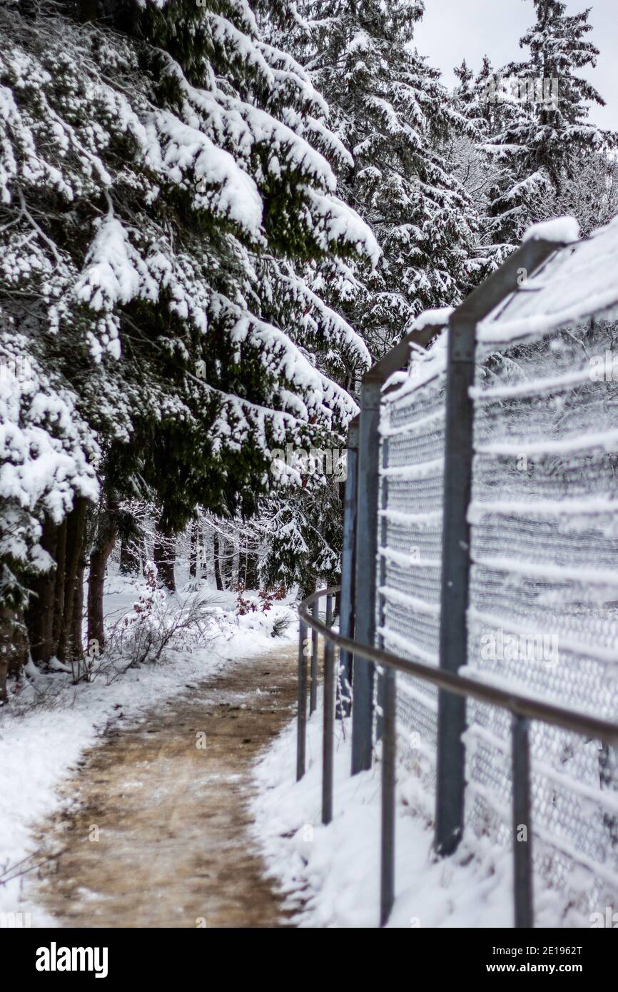 Nürburgring Nordschleife, pista da corsa, neve in inverno Foto Stock