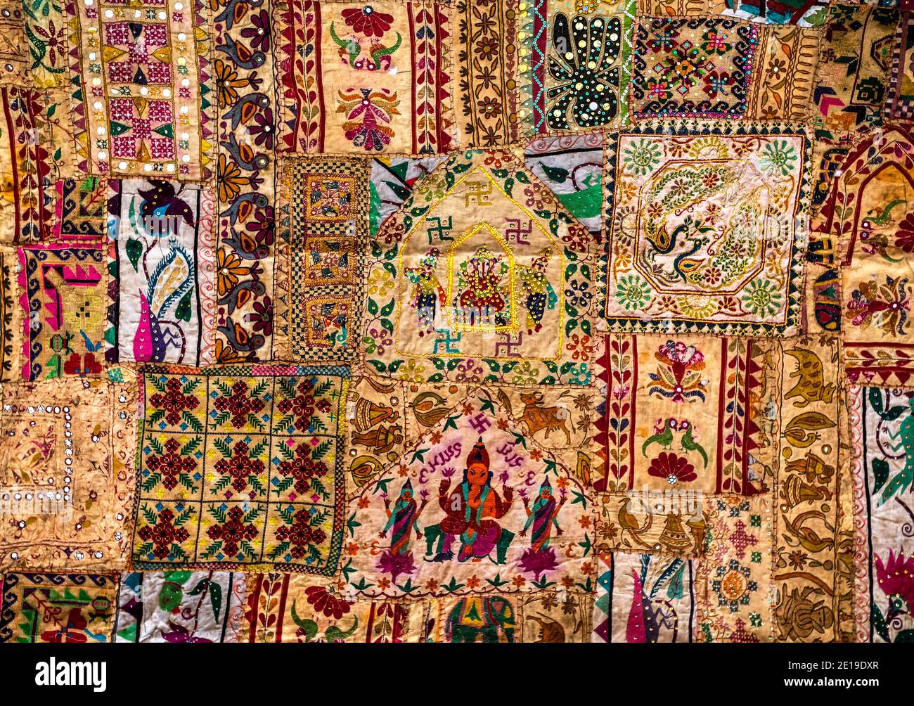 Rajasthani tradizionale tappeto patchwork a Jaisalmer, India. Foto Stock