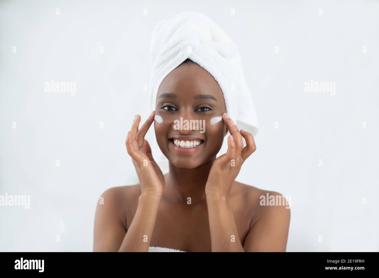 Idratazione della pelle, cura anti-invecchiamento e spa domestica Foto Stock