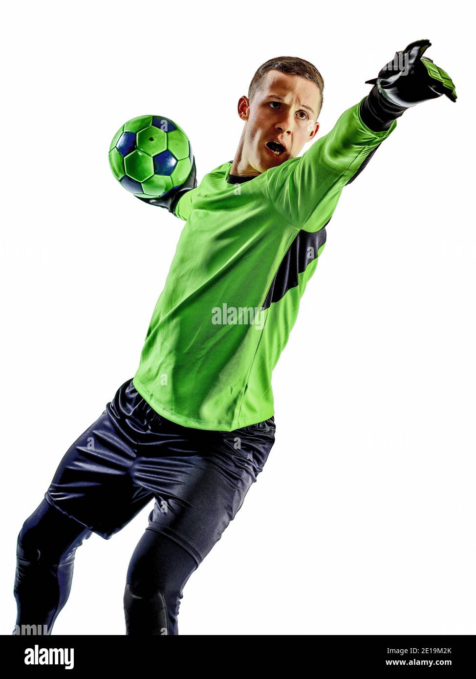 un giocatore di calcio caucasico portiere uomo in studio silhouette ombra isolato su sfondo bianco Foto Stock