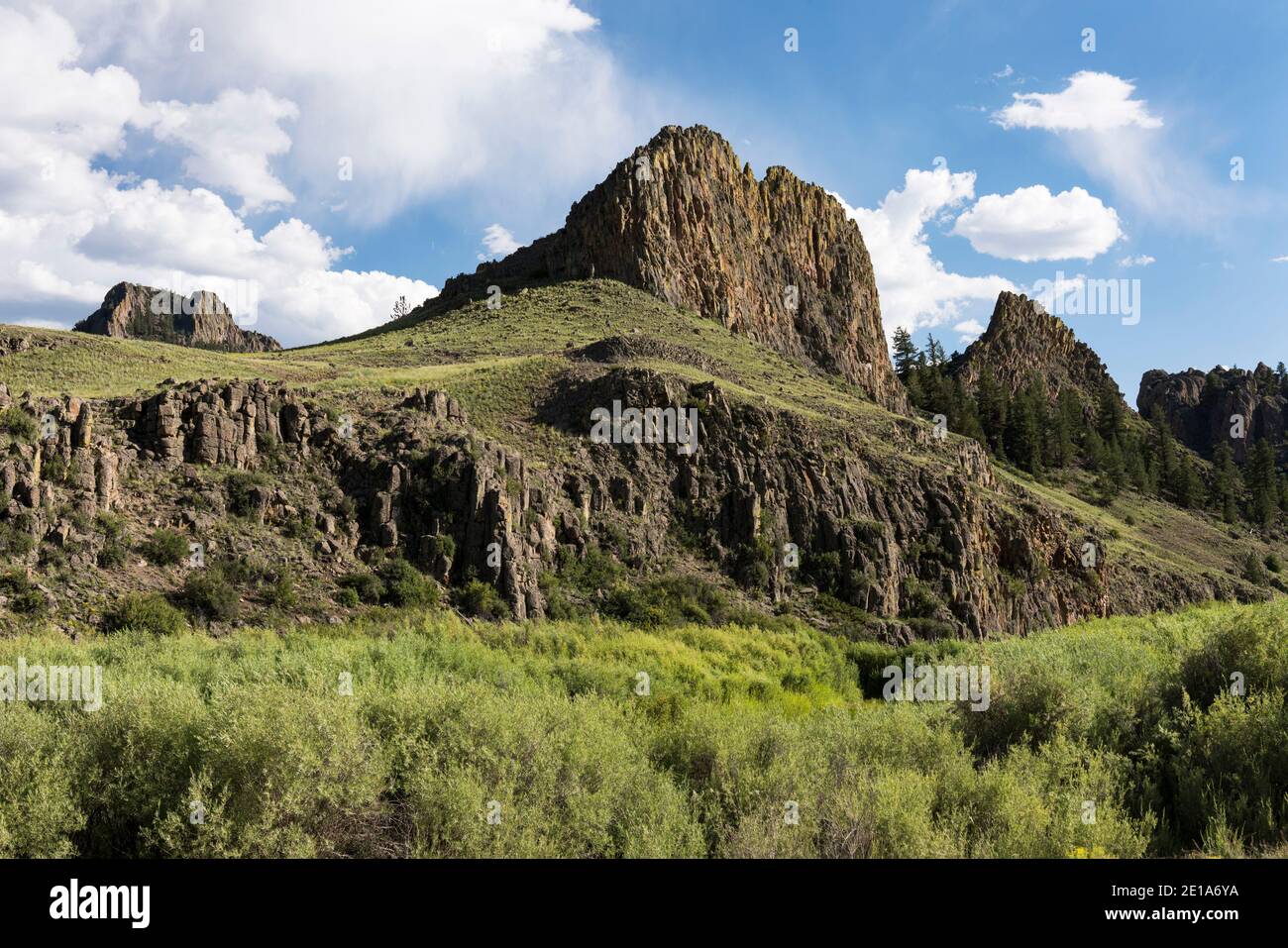 La formazione rocciosa dei Castles si trova all'interno della San Isabel National Forest, Colorado. Foto Stock
