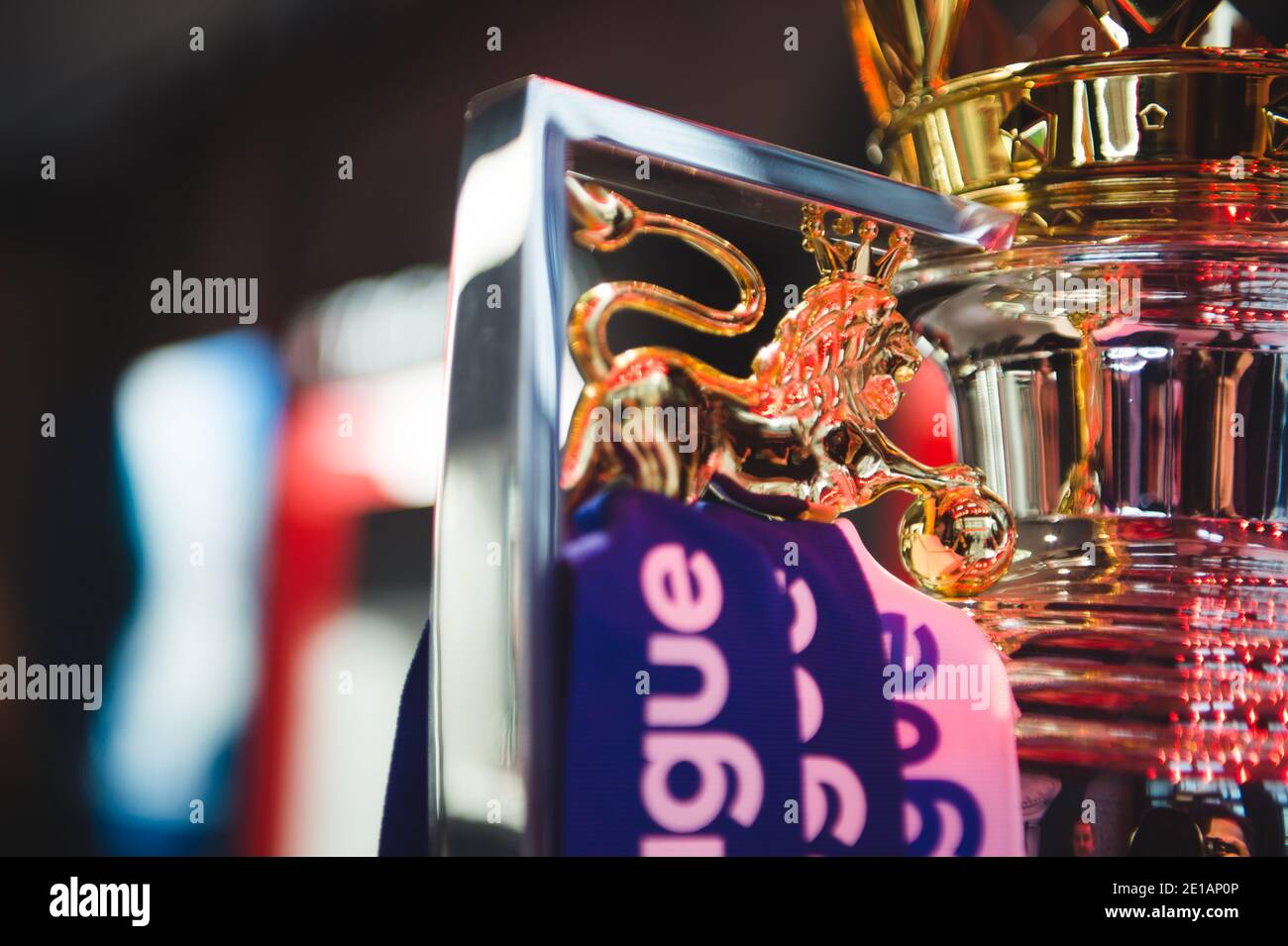 Primo piano del trofeo della Premier League inglese. Foto Stock