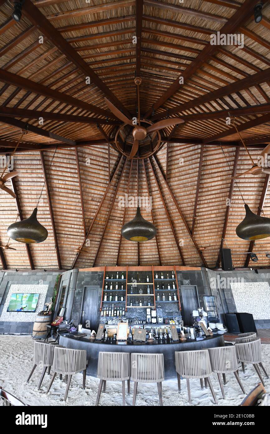 Il bar Kandu, Komandoo. Un'isola tropicale nell'Atollo di Lhaviyani, Maldive Foto Stock
