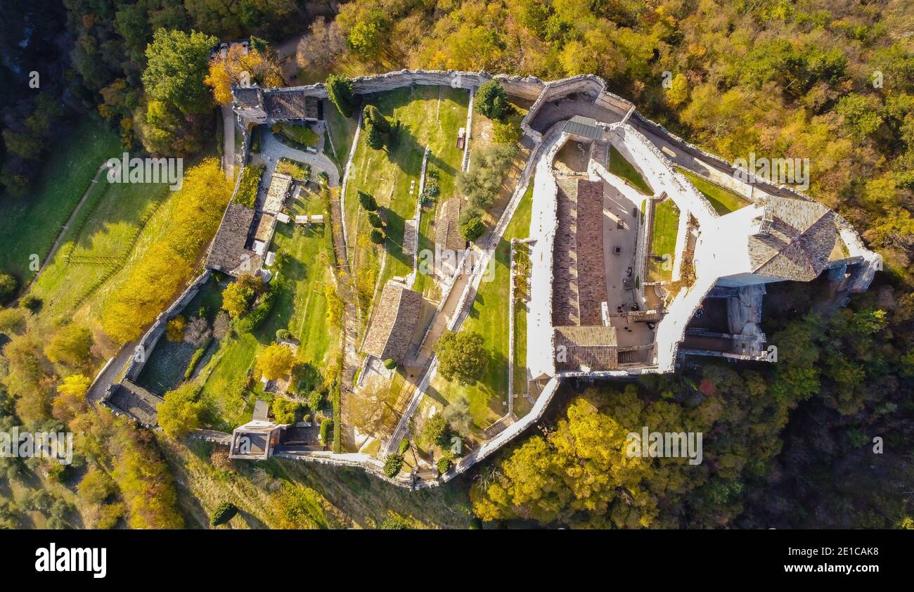 Castello d'Avio in provincia di Trento, Vallagarina, Trentino Alto Adige, italia settentrionale, europa. Castello medievale di Sabbionara. Foto Stock