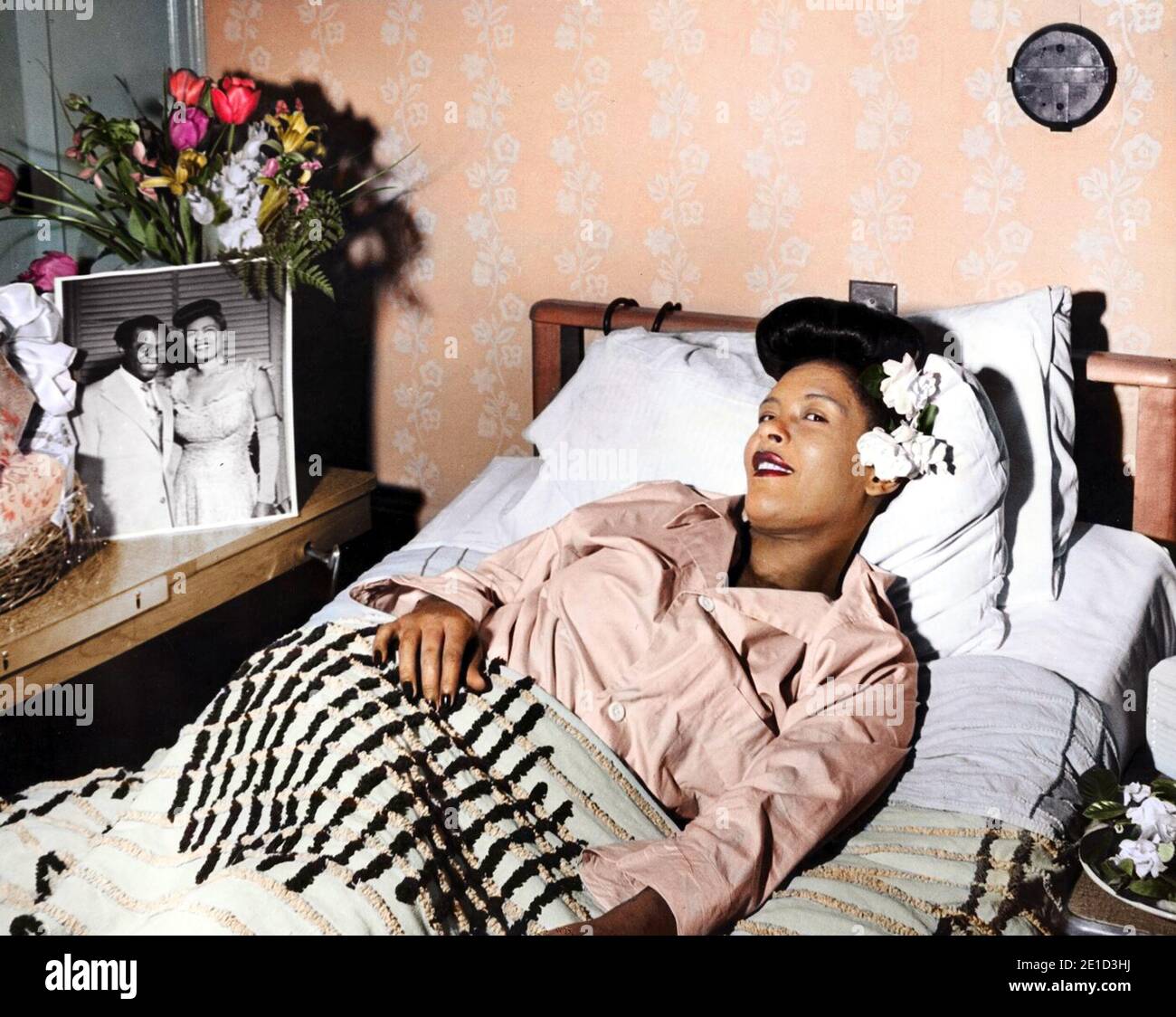 Billie è un documentario del 2019 su Billie Holiday, scritto e diretto da James Erskine. Il film si basa su interviste registrate su audiocassette negli anni '70 da Linda Lipnack Kuehl, che ricerca un libro su Holiday che non è mai stato completato. Questa fotografia è esclusivamente per uso editoriale ed è copyright della società cinematografica e/o del fotografo assegnato dalla società di produzione e può essere riprodotta solo da pubblicazioni in concomitanza con la promozione del suddetto film. È richiesto un credito obbligatorio per la società cinematografica. Il fotografo deve inoltre ricevere l'accredito di wh Foto Stock