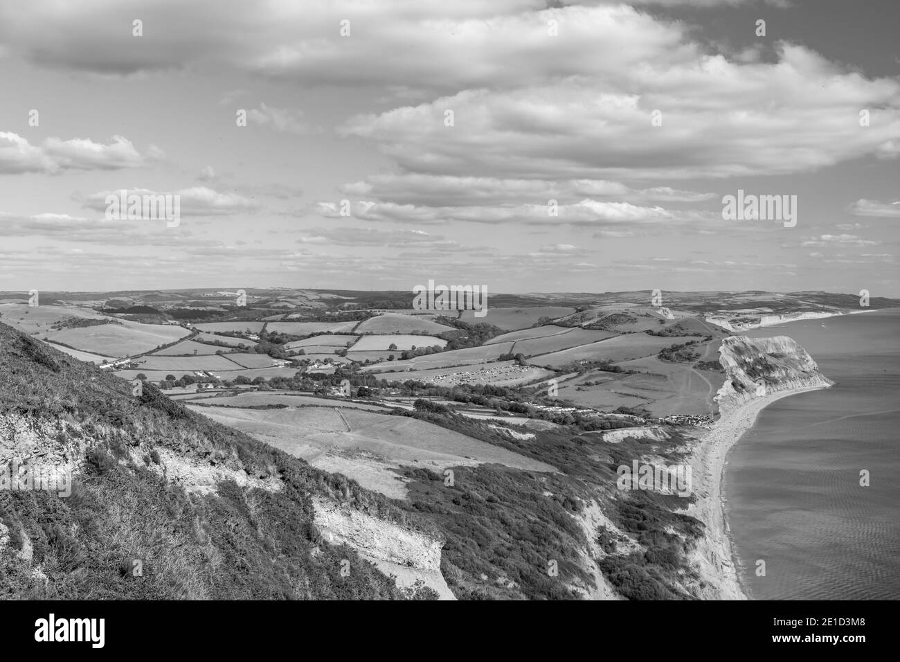 Vista dalla foto in cima del Golden Cap montagna on La Costa Jurassica in Dorset Foto Stock