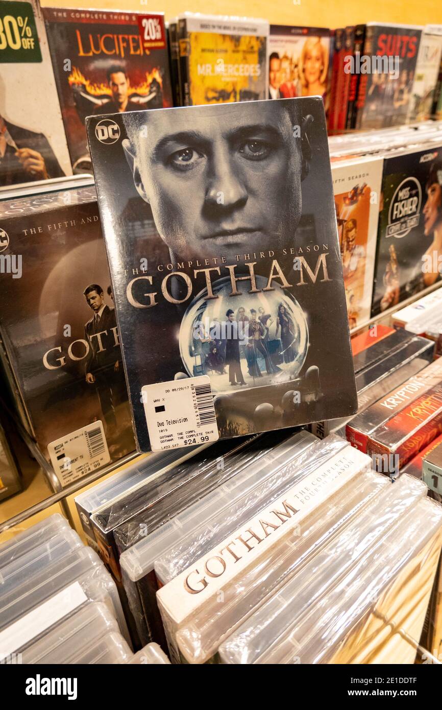 Barnes & Noble Booksellers DVD Display, New York, USA Foto Stock