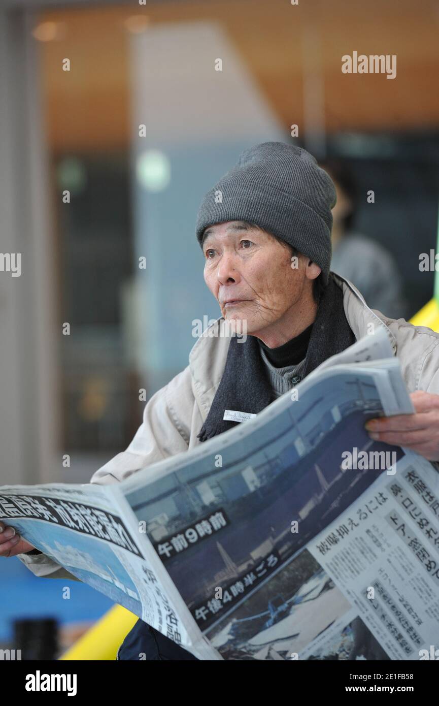 Le vittime dello tsunami al rifugio del governo a Morioka, Giappone, il 14 marzo 2011, dopo il terremoto di 8.9 magnitudo di venerdì e lo tsunami che ha generato hanno colpito la costa nordorientale del paese. Foto di Thierry Orban/ABACAPRESS.COM Foto Stock