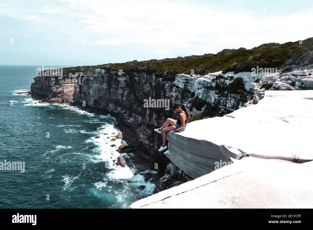 Vista sull'oceano sulla scogliera della costa australiana Foto Stock