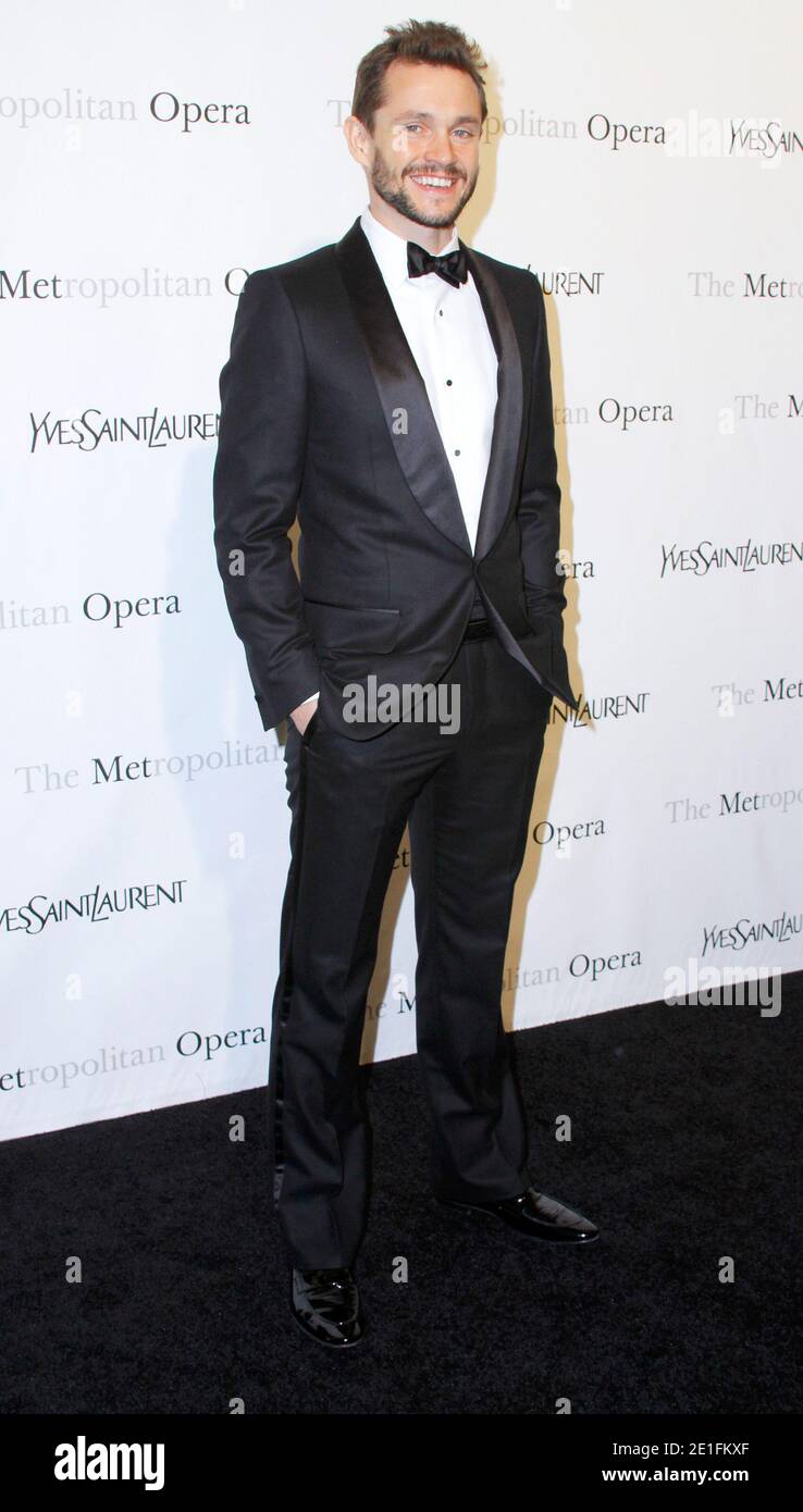 Hugh Dancy frequenta la prima di le Comte Ory della Metropolitan Opera House a Lincoln Center a New York City il 24 marzo 2011. Foto di Donna Ward/ABACAUSA.COM Foto Stock