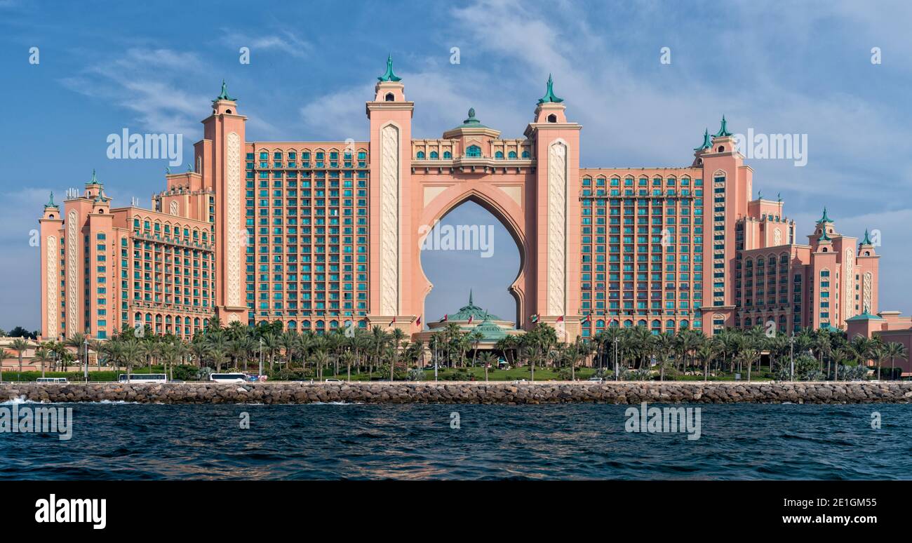 Vista esterna dell'Atlantis, il Palm hotel resort a Dubai, Emirati Arabi Uniti. Foto Stock