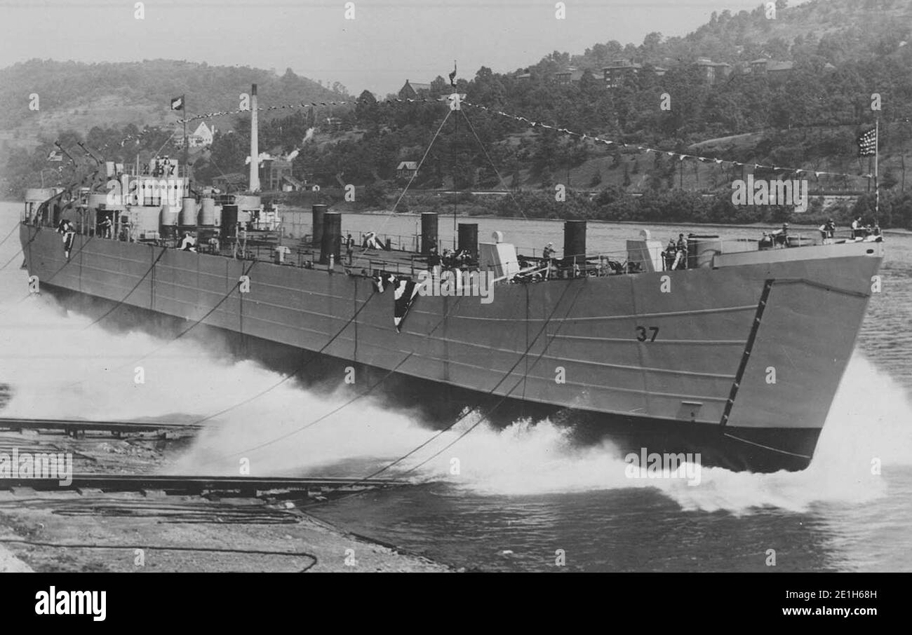 LST-37 5 luglio 1943 Isola di Neville. Foto Stock