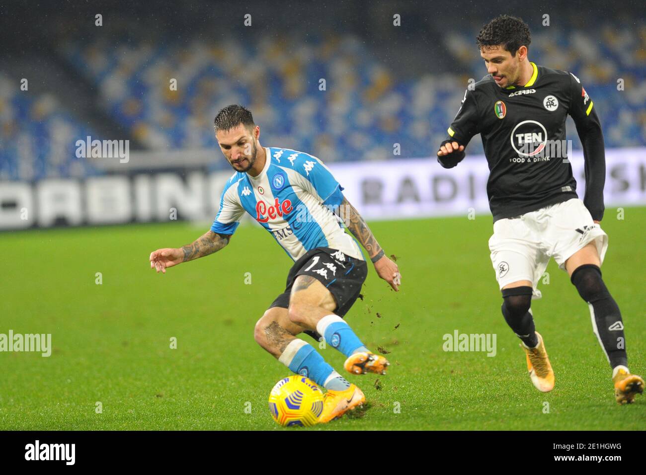 Napoli, Italia. 6 gennaio 2021. Napoli, Italia, Diego Armando Maradona Stadium, 06 gennaio 2021, Matteo Politano ( Napoli ) durante SSC Napoli vs Spezia Calcio - Calcio italiano Serie A match Credit: Renato Olimpio/LPS/ZUMA Wire/Alamy Live News Foto Stock