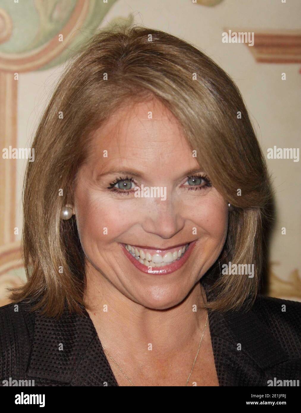 Katie Couric, 10-16-2008, Foto di John Barrett/PHOTOlink /MediaPunch Foto Stock