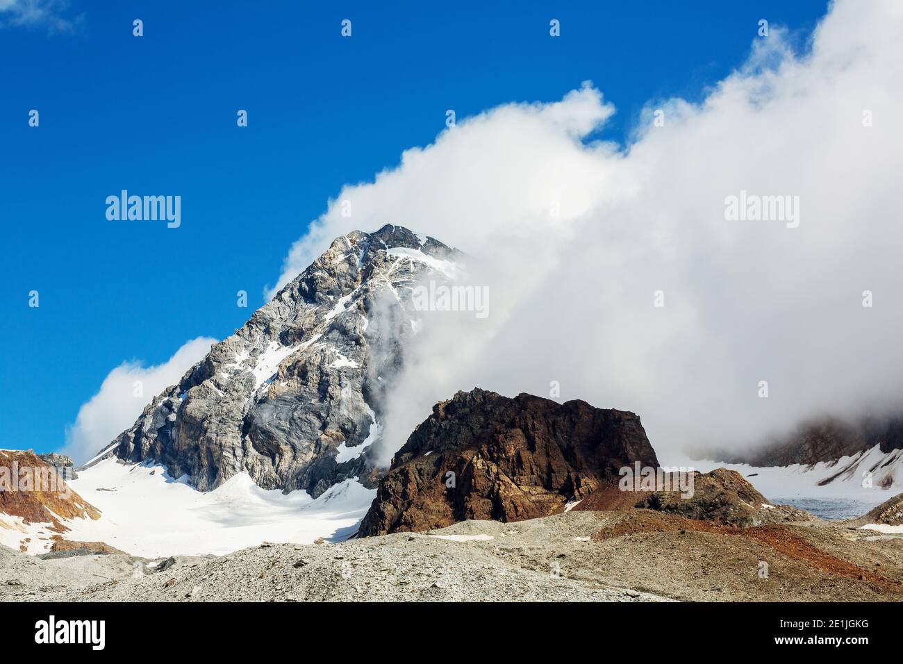 Gran Zebrù (3.851), Vista dal Rifugio Pizzini Foto Stock