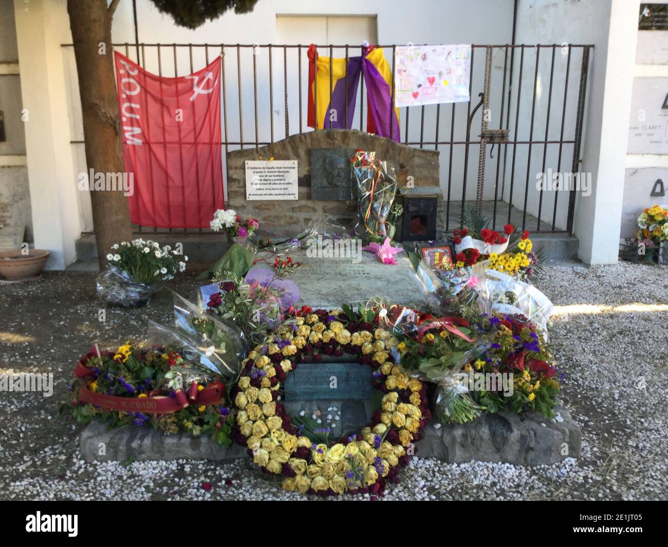 Antonio Machado, amato poeta della 'Generacion del '98 della Spagna, morì in esilio subito dopo aver fuggito attraverso i Pirenei dalle truppe del generale Franco. Foto Stock