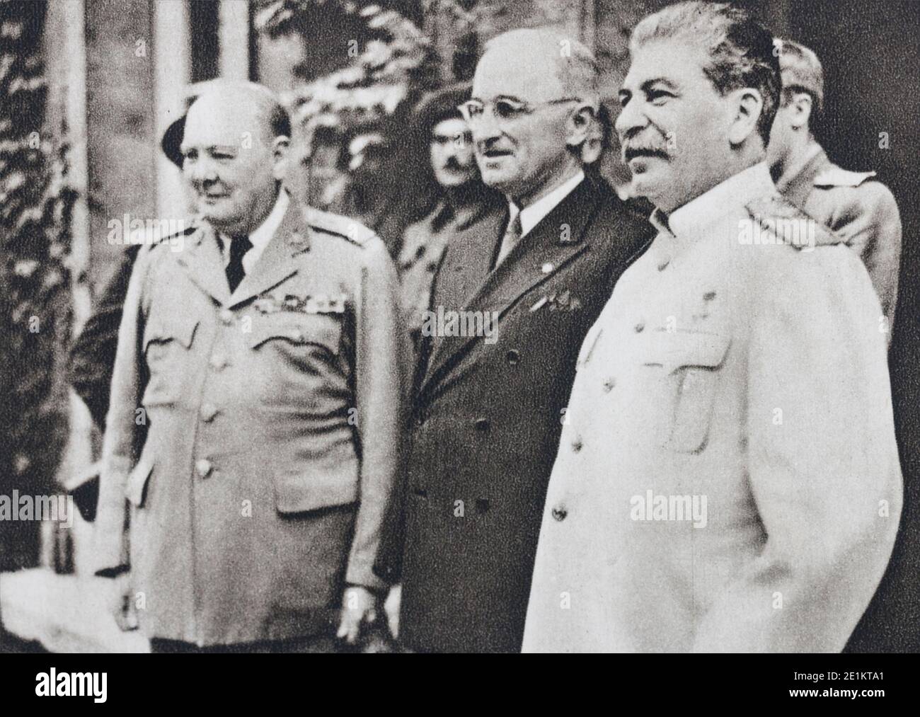 La conferenza di Potsdam (1945). Il primo ministro Winston Churchill riceve il presidente Truman e il maresciallo Stalin nella sua residenza. Foto Stock