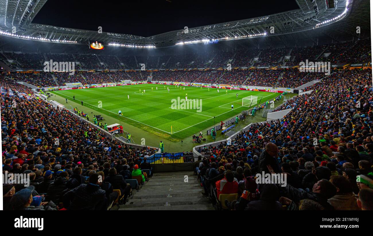 Lviv, Ucraina - 14 aprile 2016: UEFA Europe League, FC Shakhtar Donetsk (Ucraina) - SC Braga (Portogallo) Foto Stock