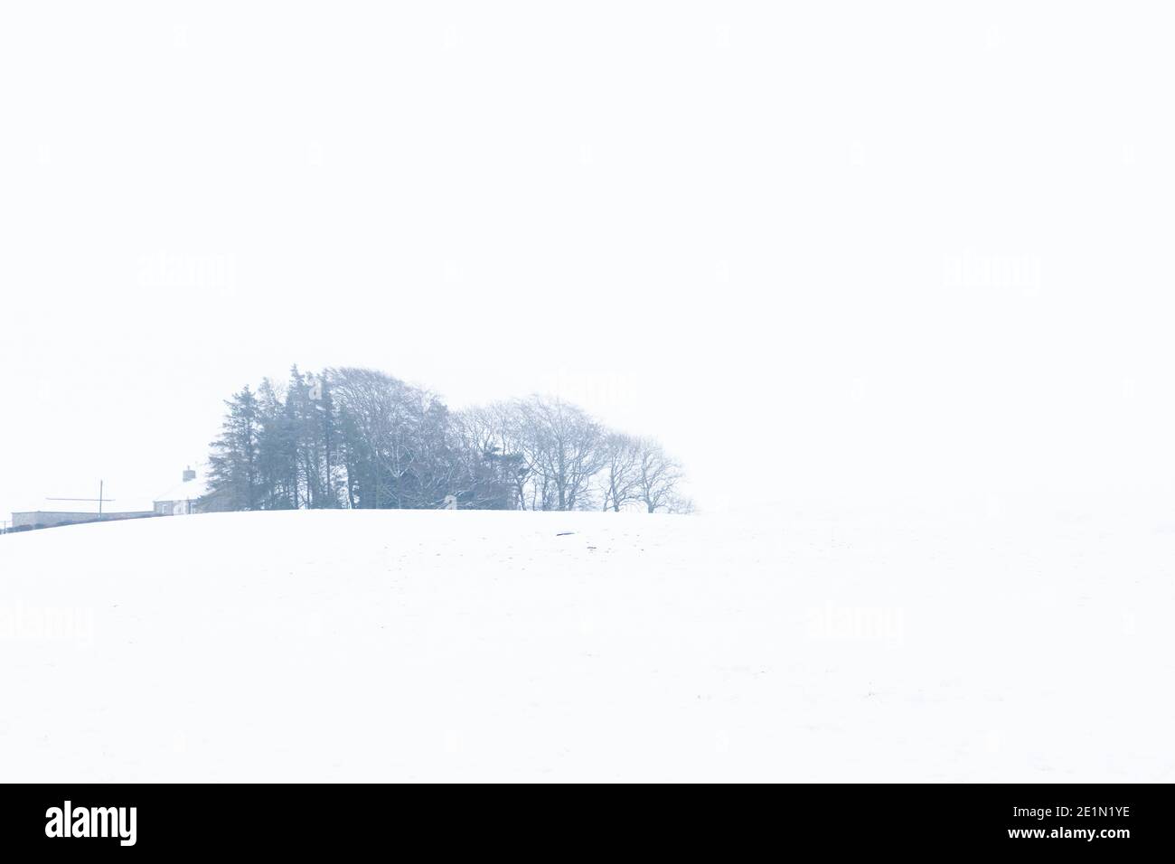 Northumberland Farm edifici in neve, Regno Unito Foto Stock