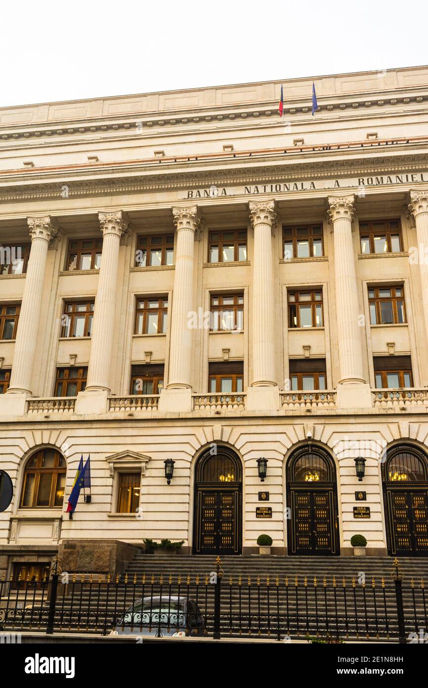 Banca nazionale della Romania (Banca Nationala a Romaniei). BNR è la banca centrale rumena. Sede BNR a Bucarest, Romania, 2021 Foto Stock