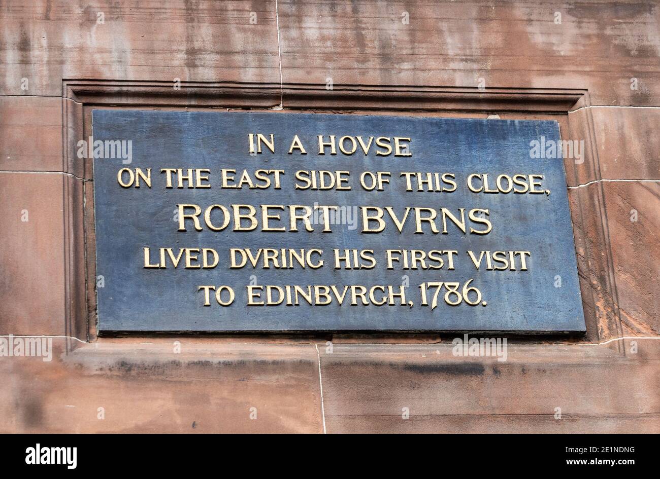 Robert (Rabbie) brucia la targa a Edimburgo, Scozia. Foto Stock