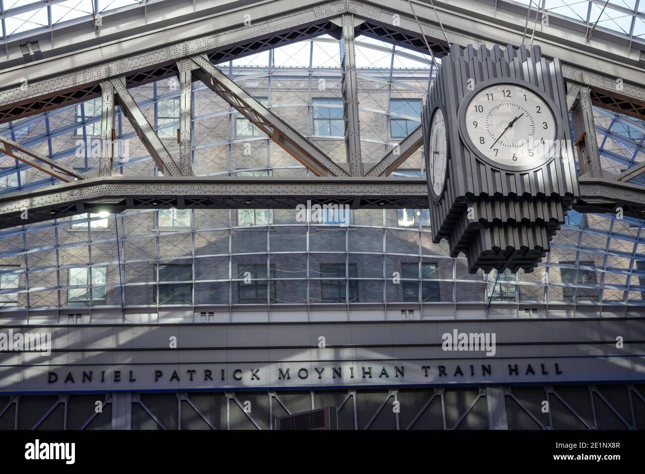 Il Moynihan Train Hall (MTH) si trova nello storico edificio dell'ufficio postale di James A. Farley, New York City, USA Foto Stock
