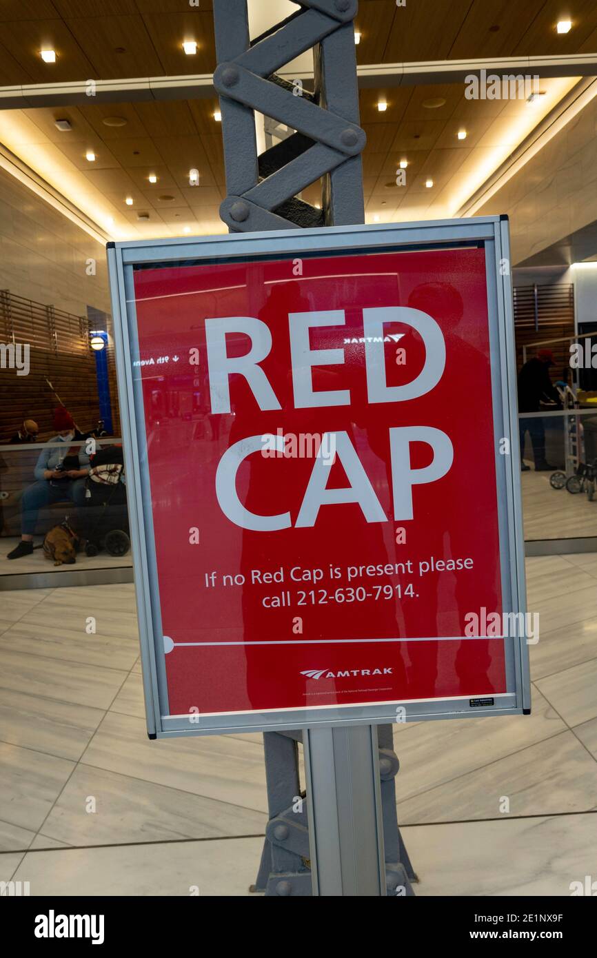 Il Moynihan Train Hall (MTH) si trova nello storico edificio dell'ufficio postale di James A. Farley, New York City, USA Foto Stock
